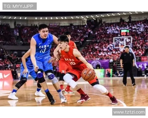 胡金秋的篮球之路：从青涩少年到CBA明星球员的成长历程与奋斗故事